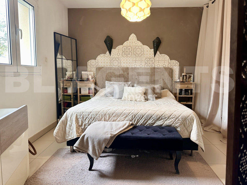 Maison - 173 m² - 8 pièces