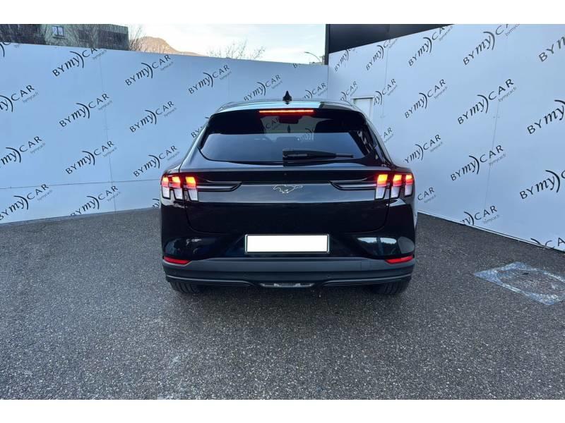 Ford Mustang Mach-E Standard Range 76 kWh 269 ch