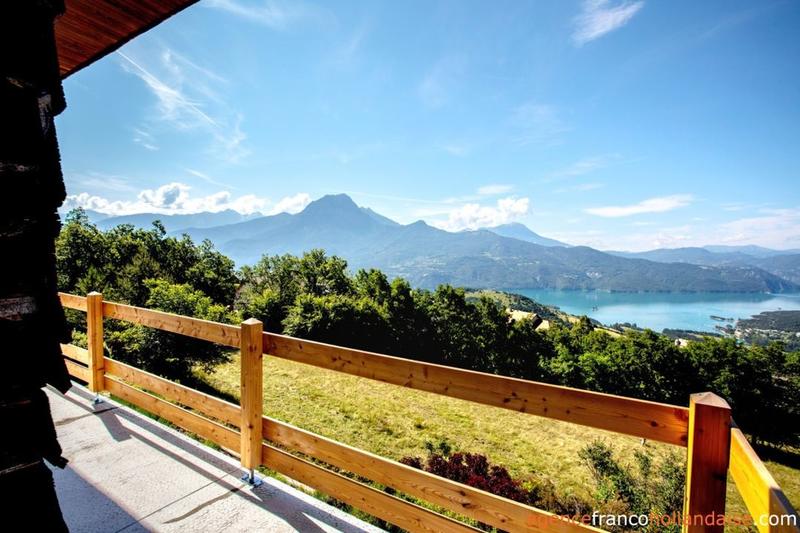 Villa - 216 m² - 8 pièces