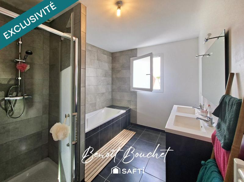 Maison - 110 m² - 5 pièces