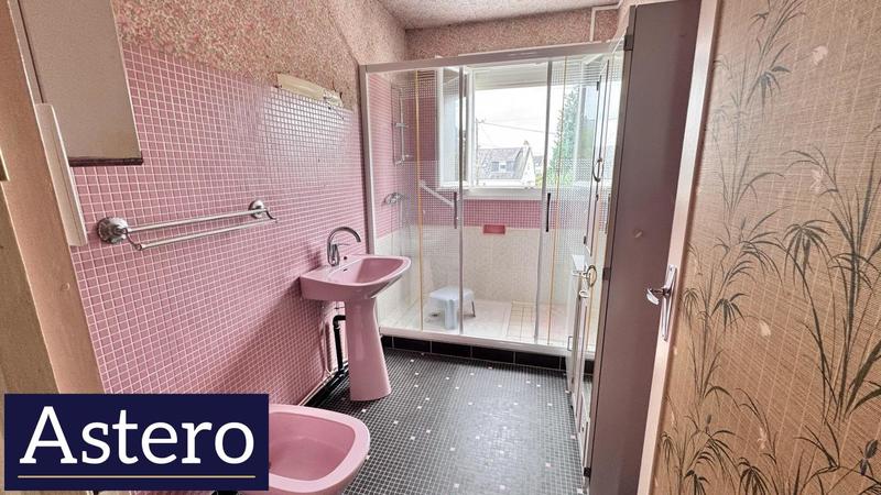 Maison - 97 m² - 7 pièces