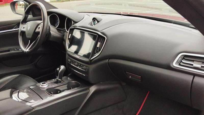 Maserati Ghibli 3.0 d 275 Bva . - Automatique Toit ouvrant