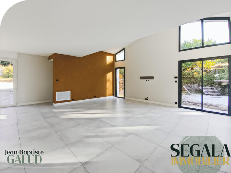 Maison - 125 m² - 5 pièces