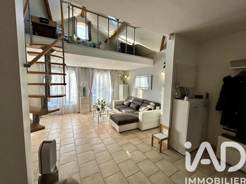Maison - 89 m² - 5 pièces