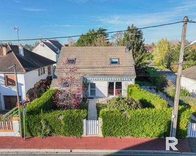 Maison - 117 m² - 5 pièces