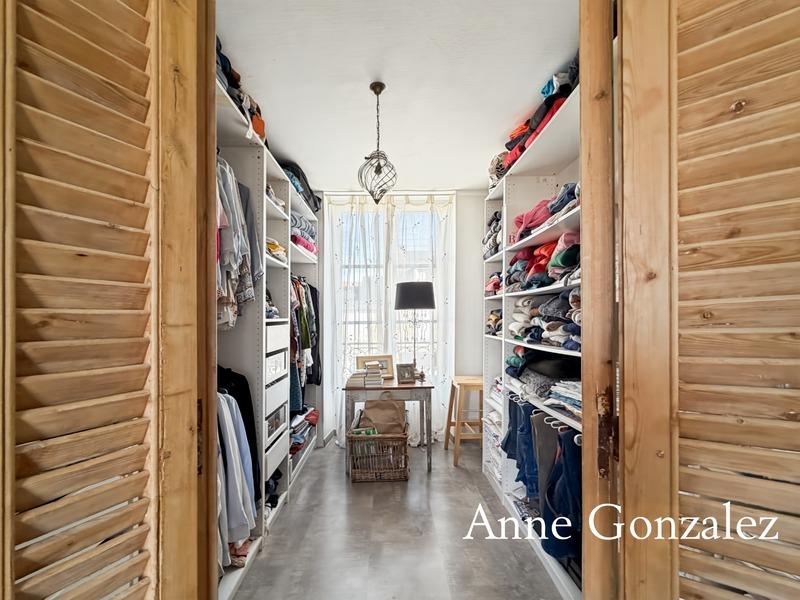 Maison bourgeoise - 275 m² - 9 pièces