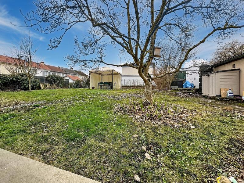 Maison - 84 m² - 4 pièces