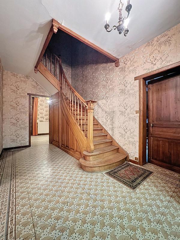 Maison - 142 m² - 6 pièces