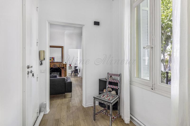Appartement - 104 m² - 6 pièces