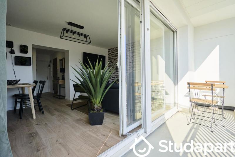 Chambre - 12 m² - 1 pièce