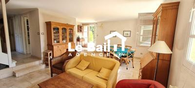 Appartement - 123 m² - 6 pièces