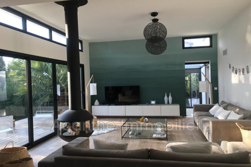 Villa - 180 m² - 5 pièces