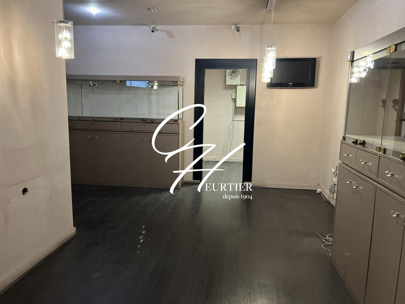 Local commercial - 51 m²