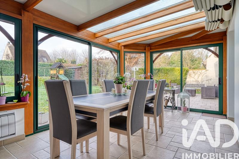 Maison - 147 m² - 9 pièces