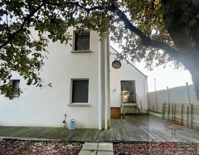 Maison - 160 m² - 7 pièces