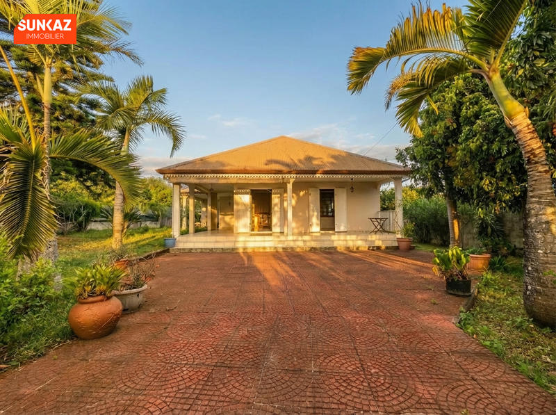 Maison - 178 m² - 5 pièces