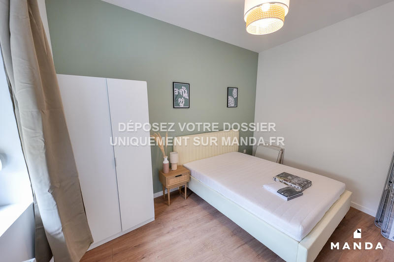 Chambre - 11 m² - 4 pièces