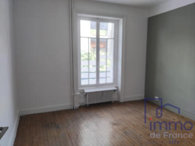 Appartement - 95 m² - 4 pièces