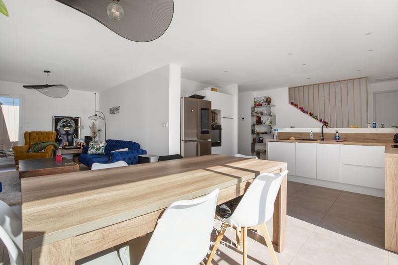 Maison - 100 m² - 5 pièces