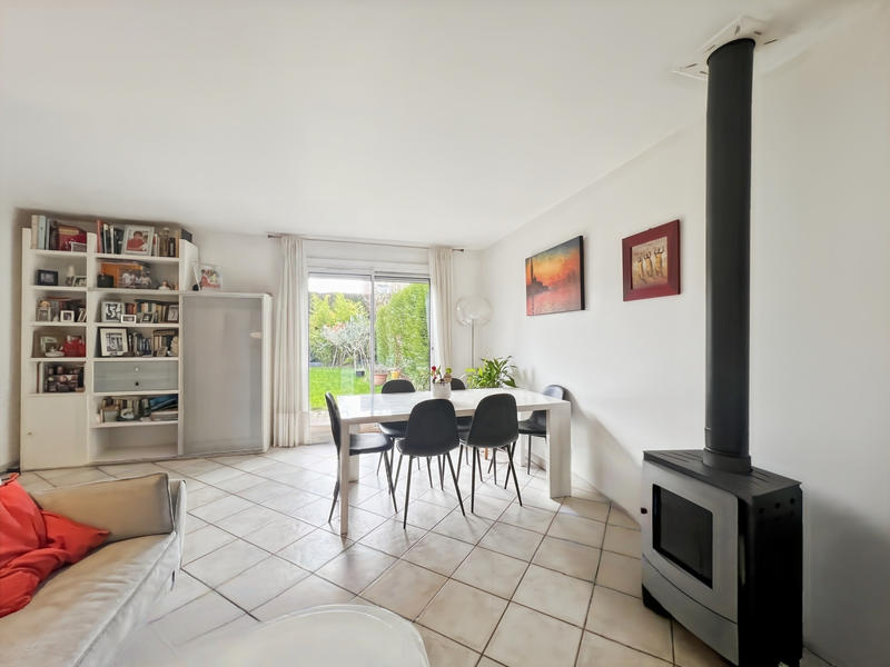 Maison - 101 m² - 5 pièces