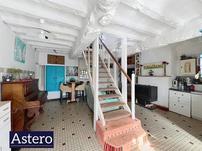 Maison - 121 m² - 7 pièces