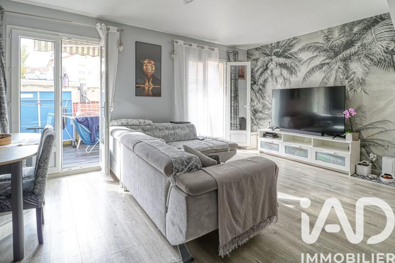 Maison - 104 m² - 5 pièces