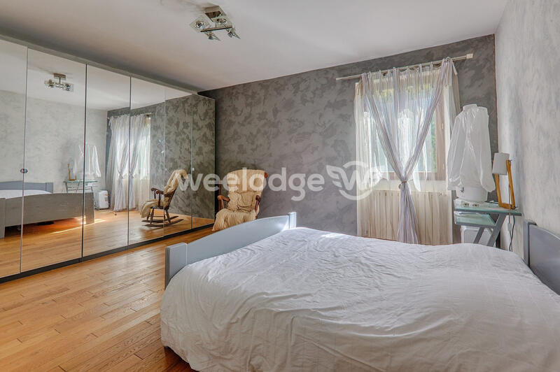 Maison ancienne - 316 m² - 11 pièces