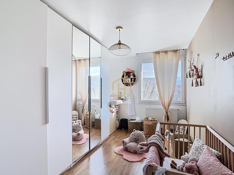 Appartement - 72 m² - 3 pièces