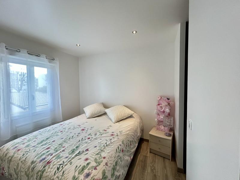 Maison - 137 m² - 6 pièces