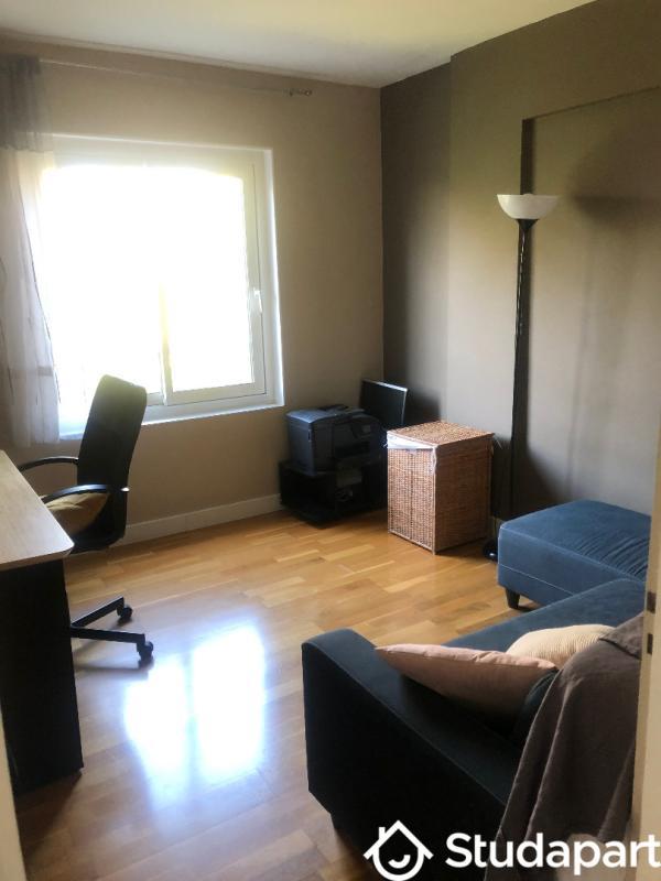 Chambre - 11 m² - 1 pièce