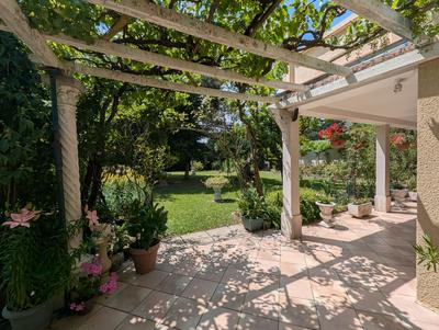 Maison - 201 m² - 7 pièces