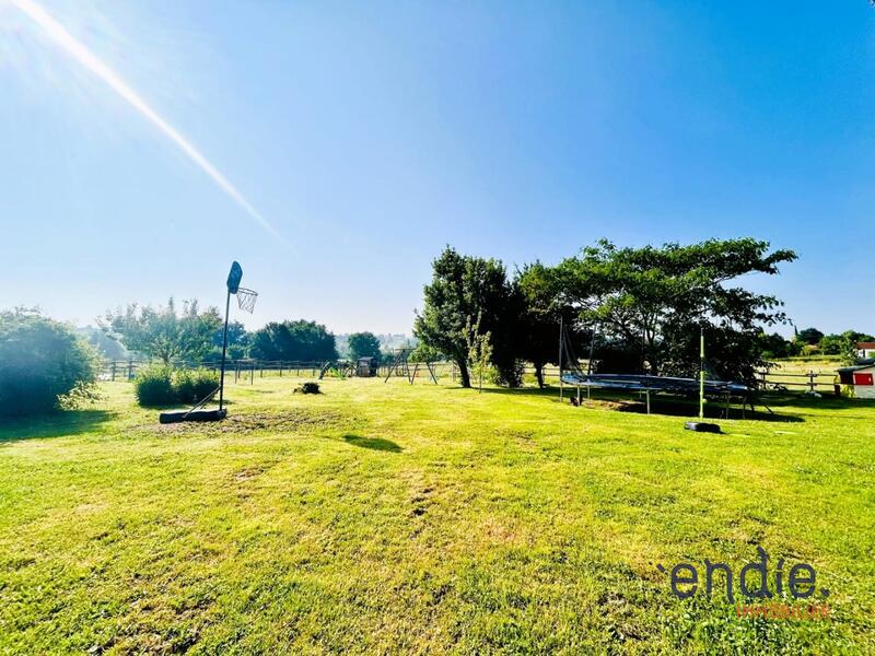 Maison - 173 m² - 8 pièces