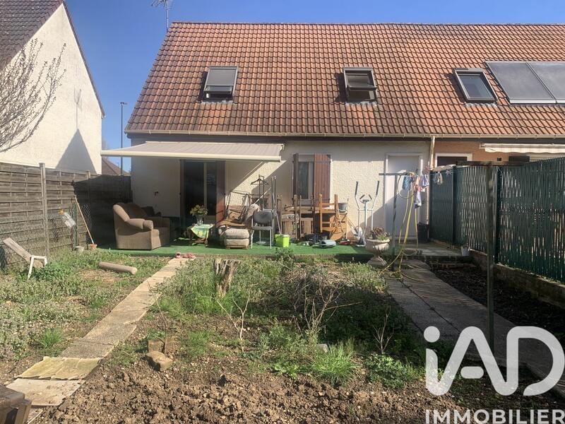 Maison de ville - 75 m² - 5 pièces