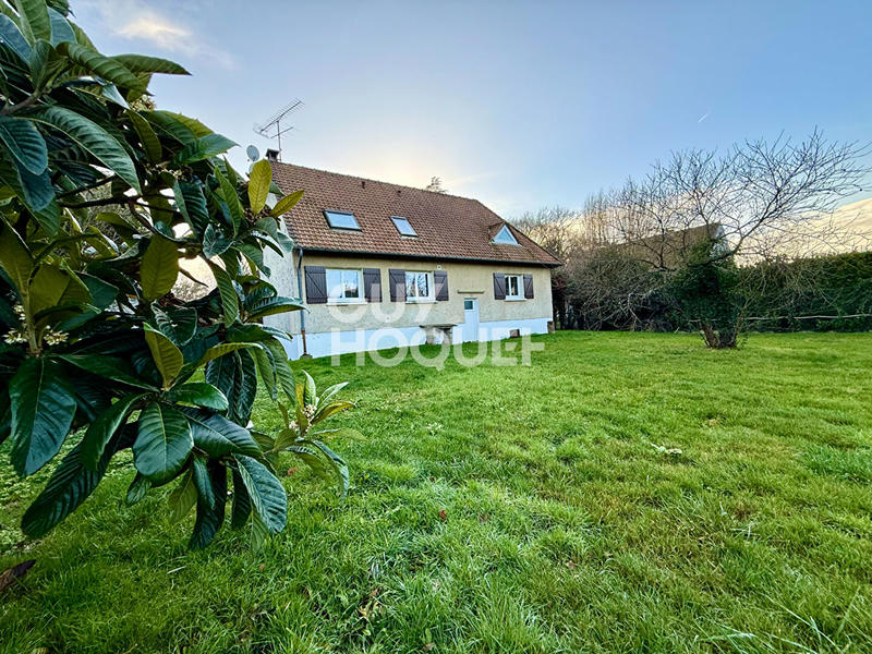 Maison - 213 m² - 8 pièces