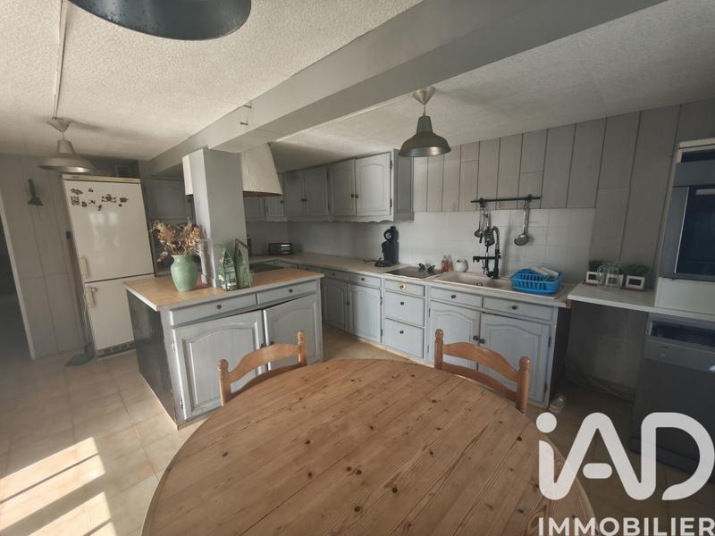 Maison - 185 m² - 6 pièces