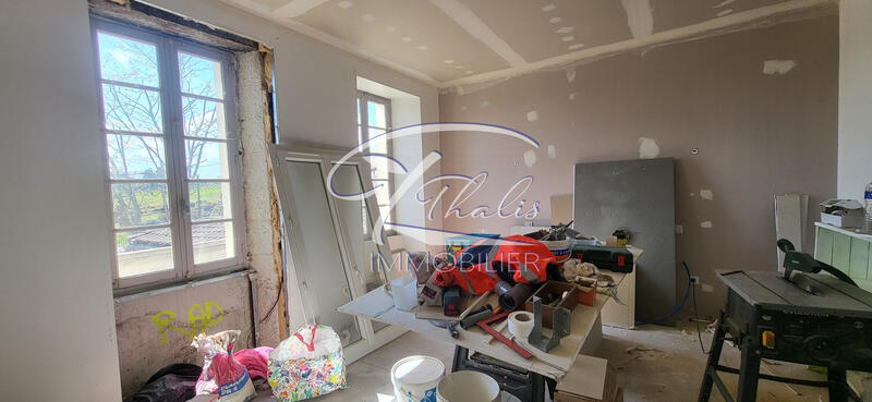 Maison ancienne - 166 m² - 4 pièces