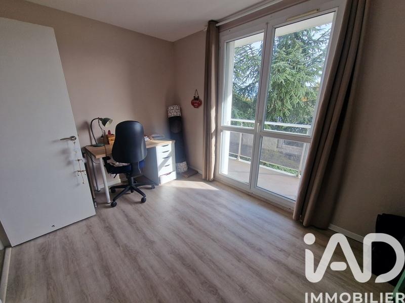 Appartement - 77 m² - 4 pièces