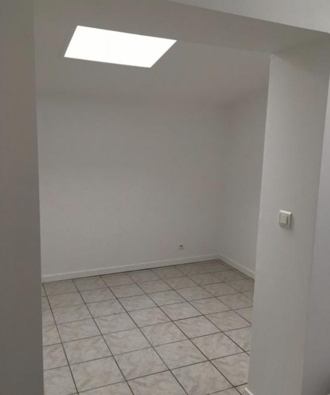 Appartement ancien - 18 m² - 1 pièce