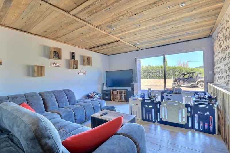 Maison - 192 m² - 7 pièces