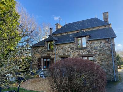 Maison ancienne - 188 m² - 9 pièces