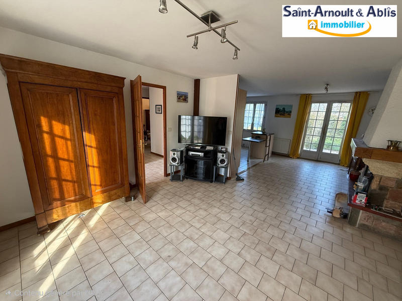 Maison - 95 m² - 5 pièces