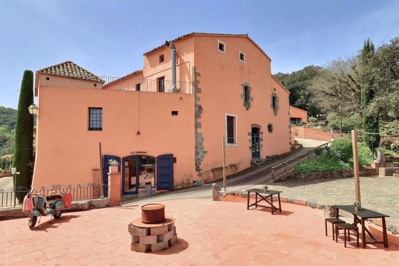 Propriété - 4 154 m²