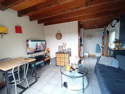 Maison - 360 m² - 17 pièces