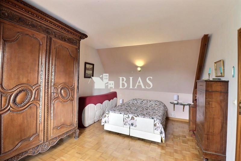 Maison - 136 m² - 6 pièces
