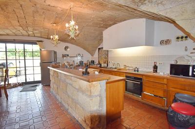 Maison - 260 m² - 9 pièces