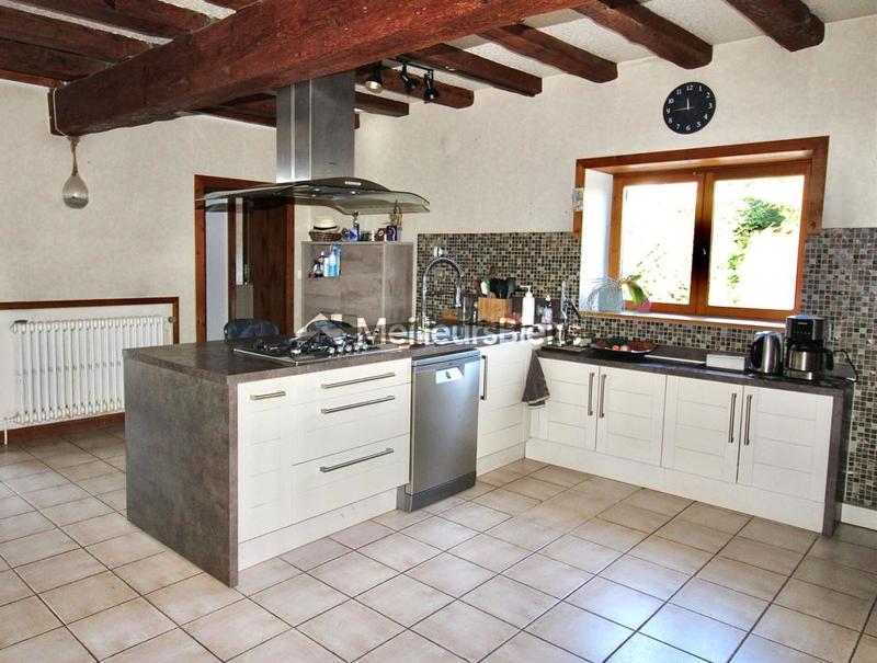 Corps de ferme - 250 m² - 7 pièces