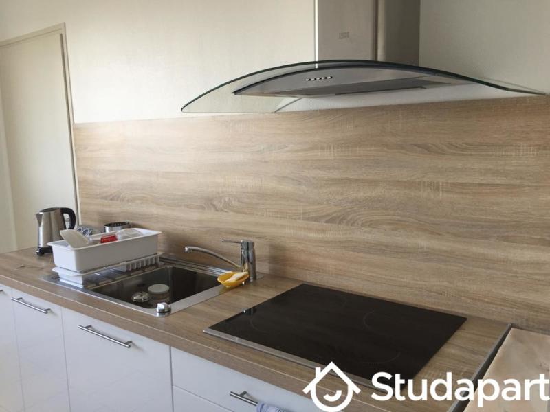 Chambre - 13 m² - 1 pièce