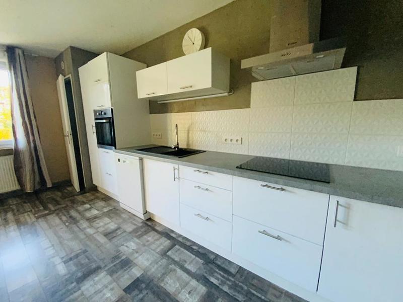 Appartement - 90 m² - 4 pièces