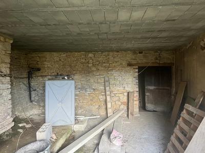 Maison - 85 m² - 7 pièces