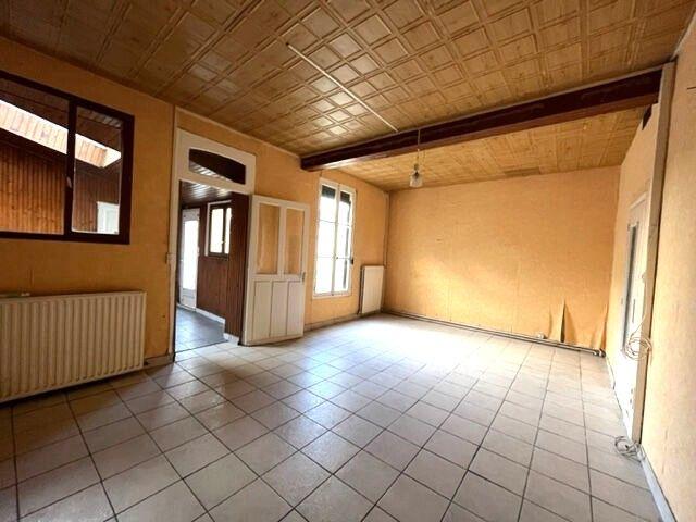 Maison - 93 m² - 5 pièces